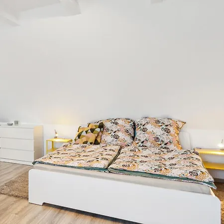 Apartment Cruwzo- Stadtoasen In Der Fußgängerzone *