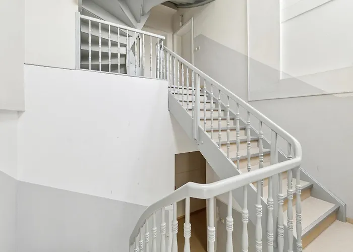 Cruwzo- Stadtoasen In Der Fussgaengerzone * קוטבוס