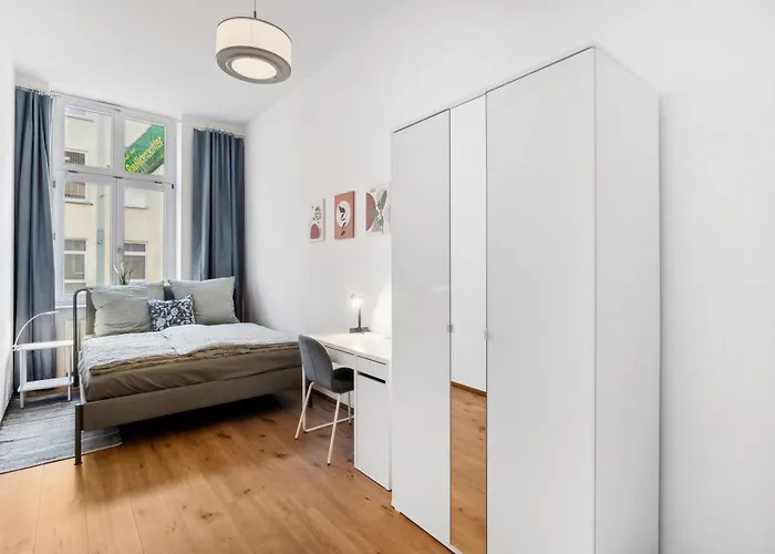 Cruwzo- Stadtoasen In Der Fussgaengerzone דירה קוטבוס